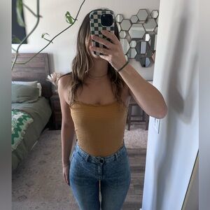 Women's Mustard Top